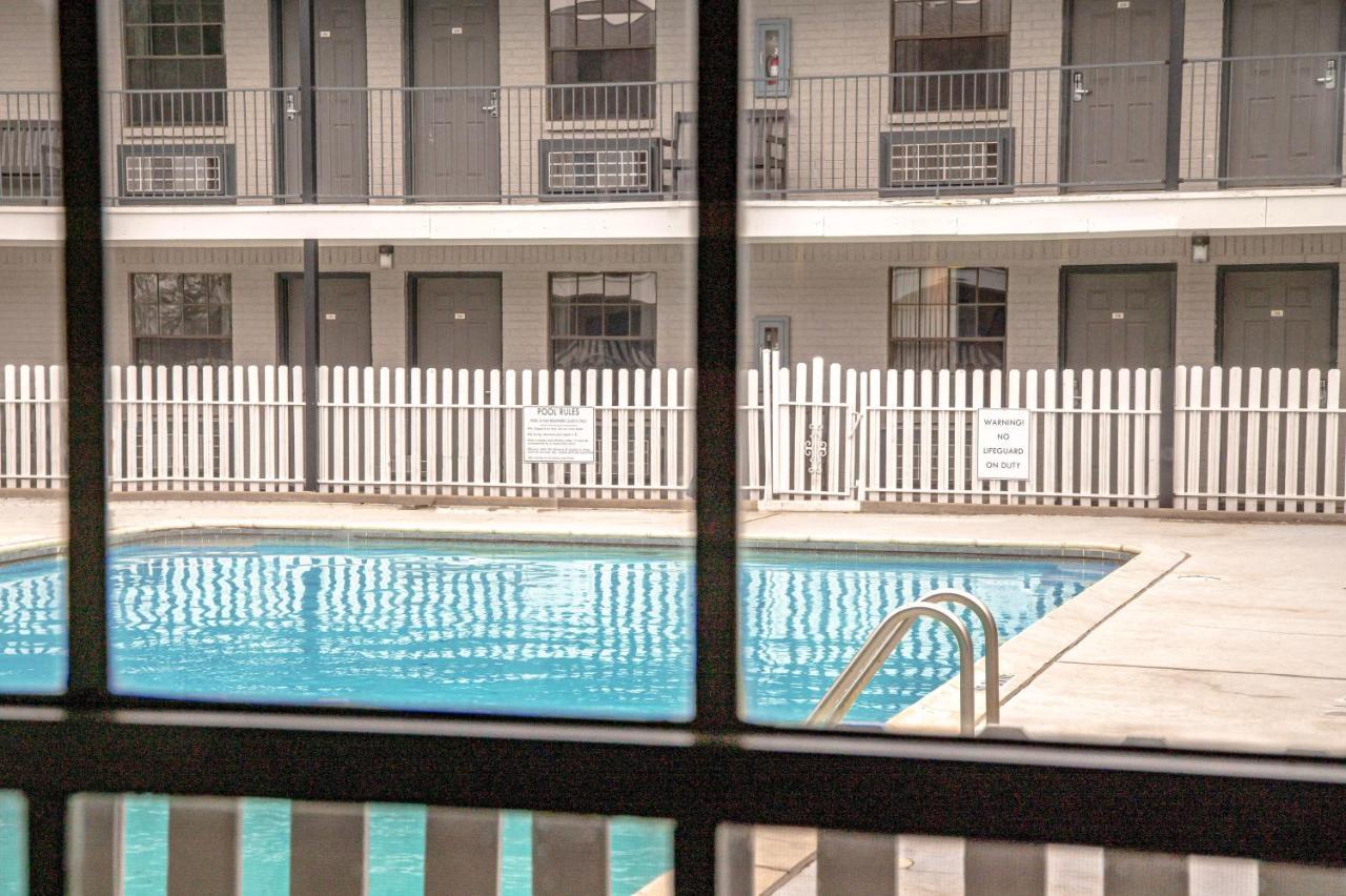 Lake View Inn Granbury Eksteriør billede